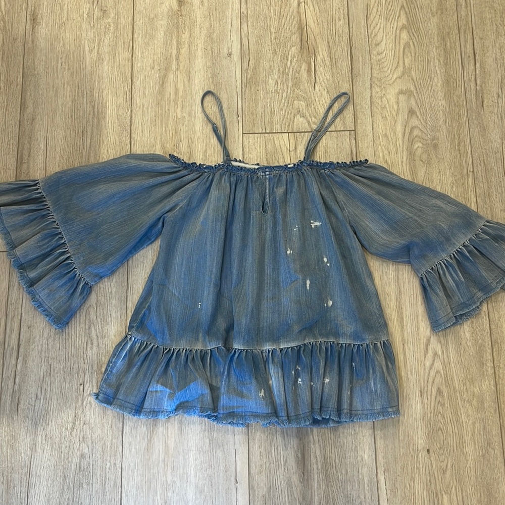 New denim top
